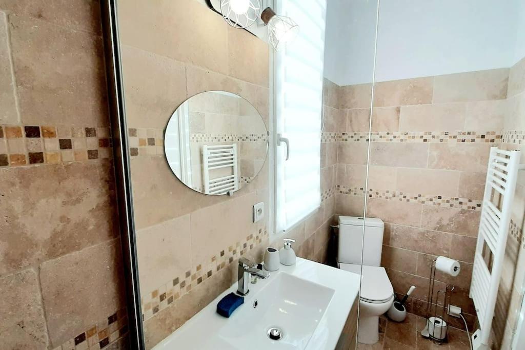 Maison Maloya 2 Chambres Avec Jardin Cavaillon Luaran gambar